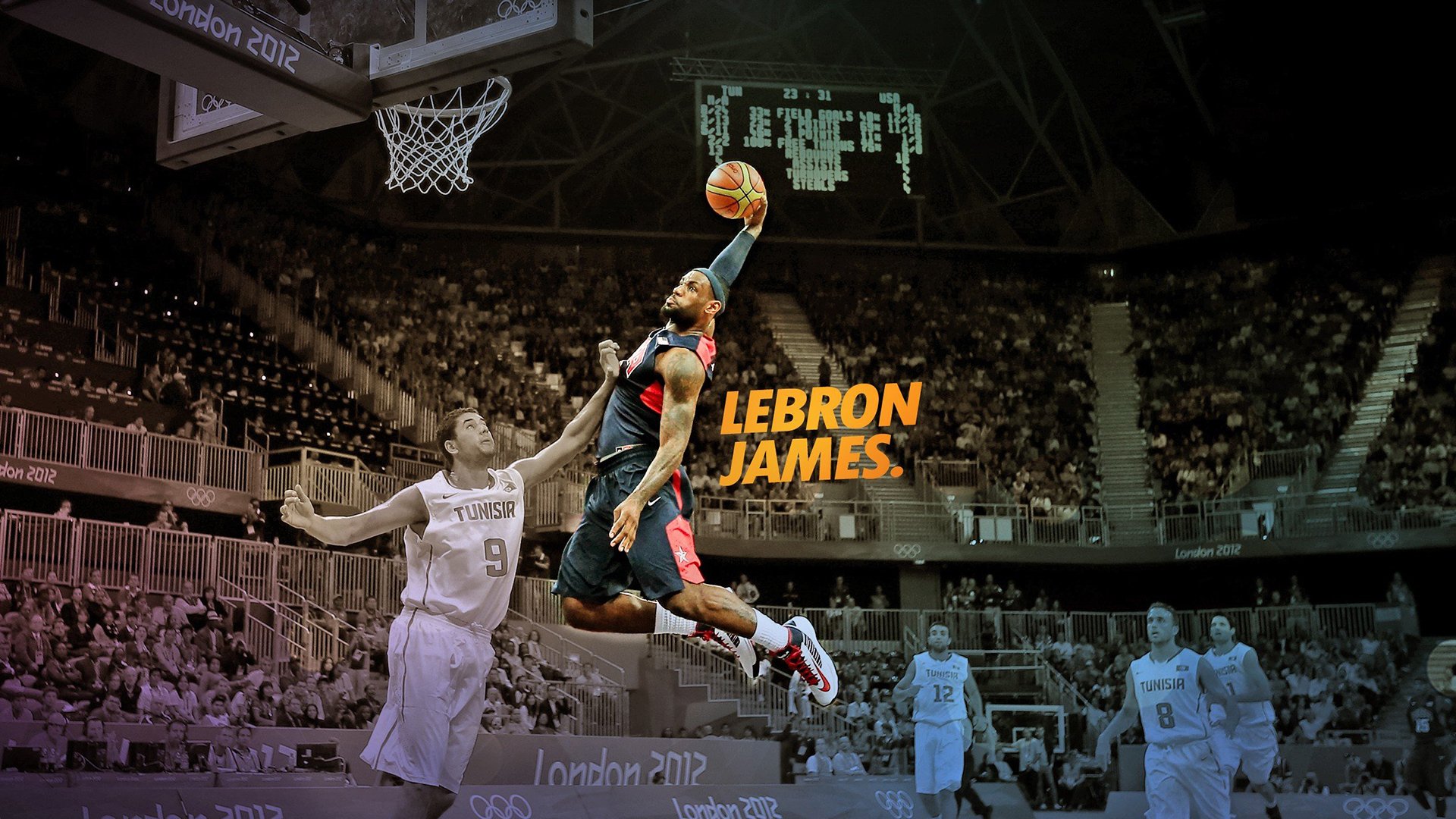 场边摄像机捕捉到战术信号板更换引发战术变化猜测,战术摄像头